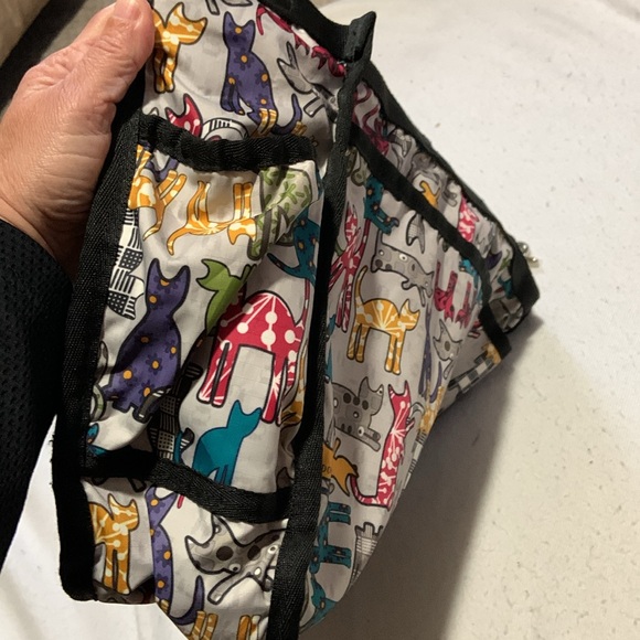 Le Sportsac multipurpose tote bag cat pattern rare find Gray with cats all over - Picture 13 of 14